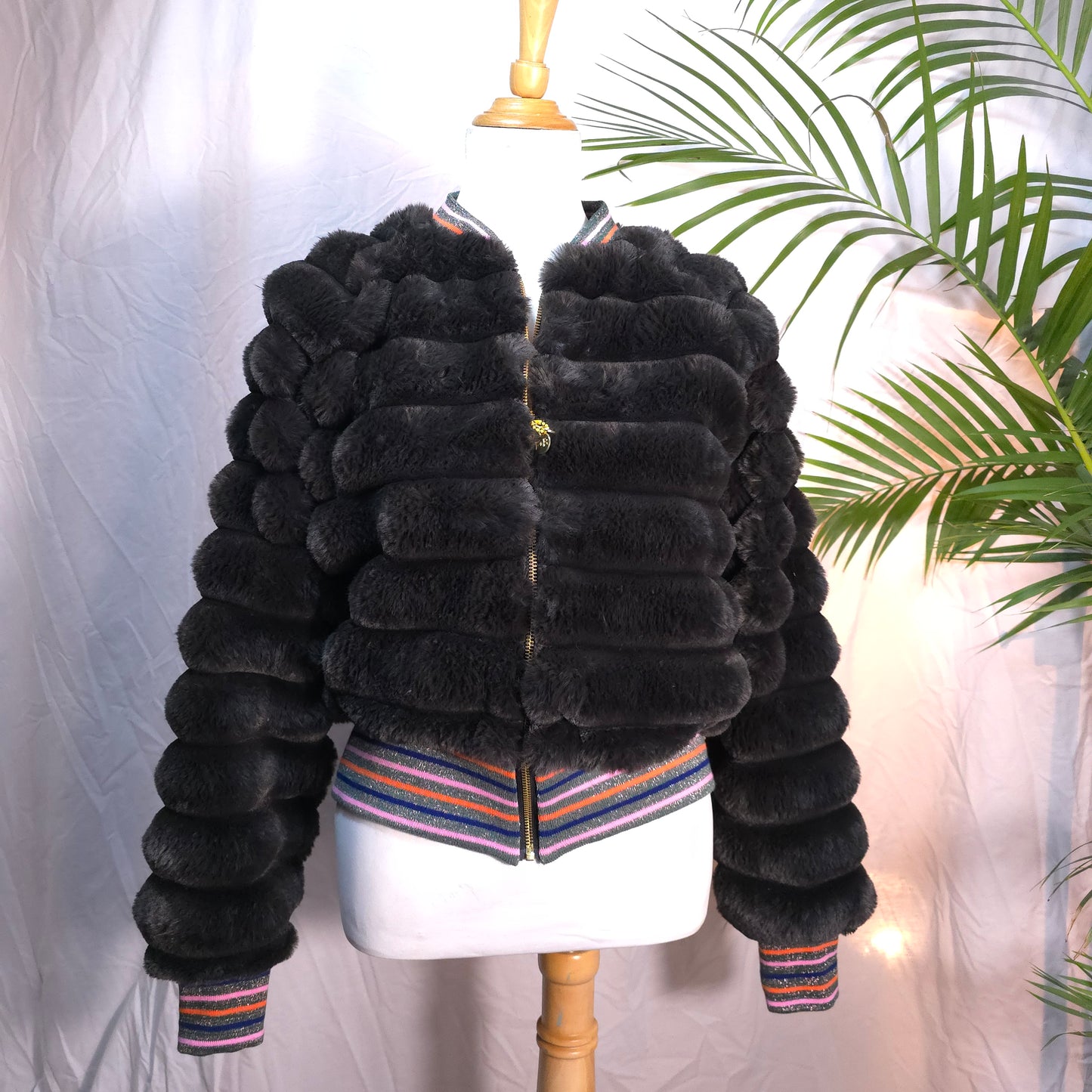Large Panther Black Fur