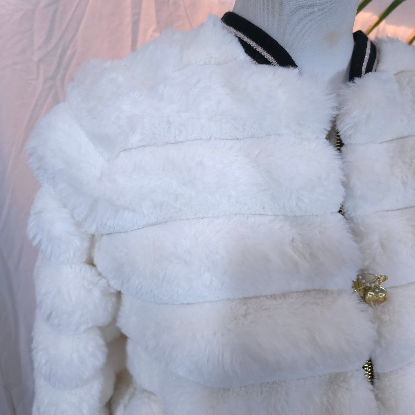 Large White Fur