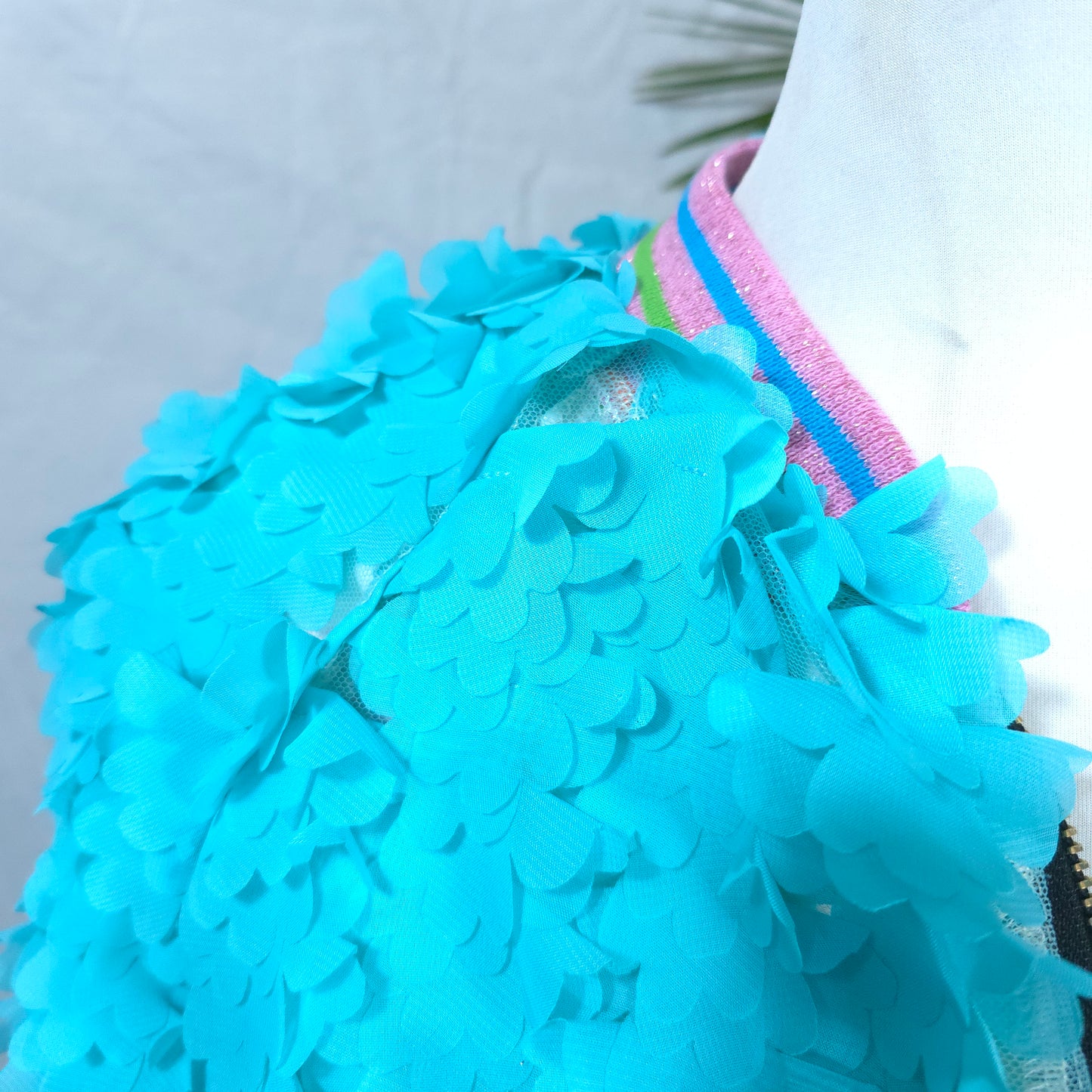 Medium Aqua Blossom
