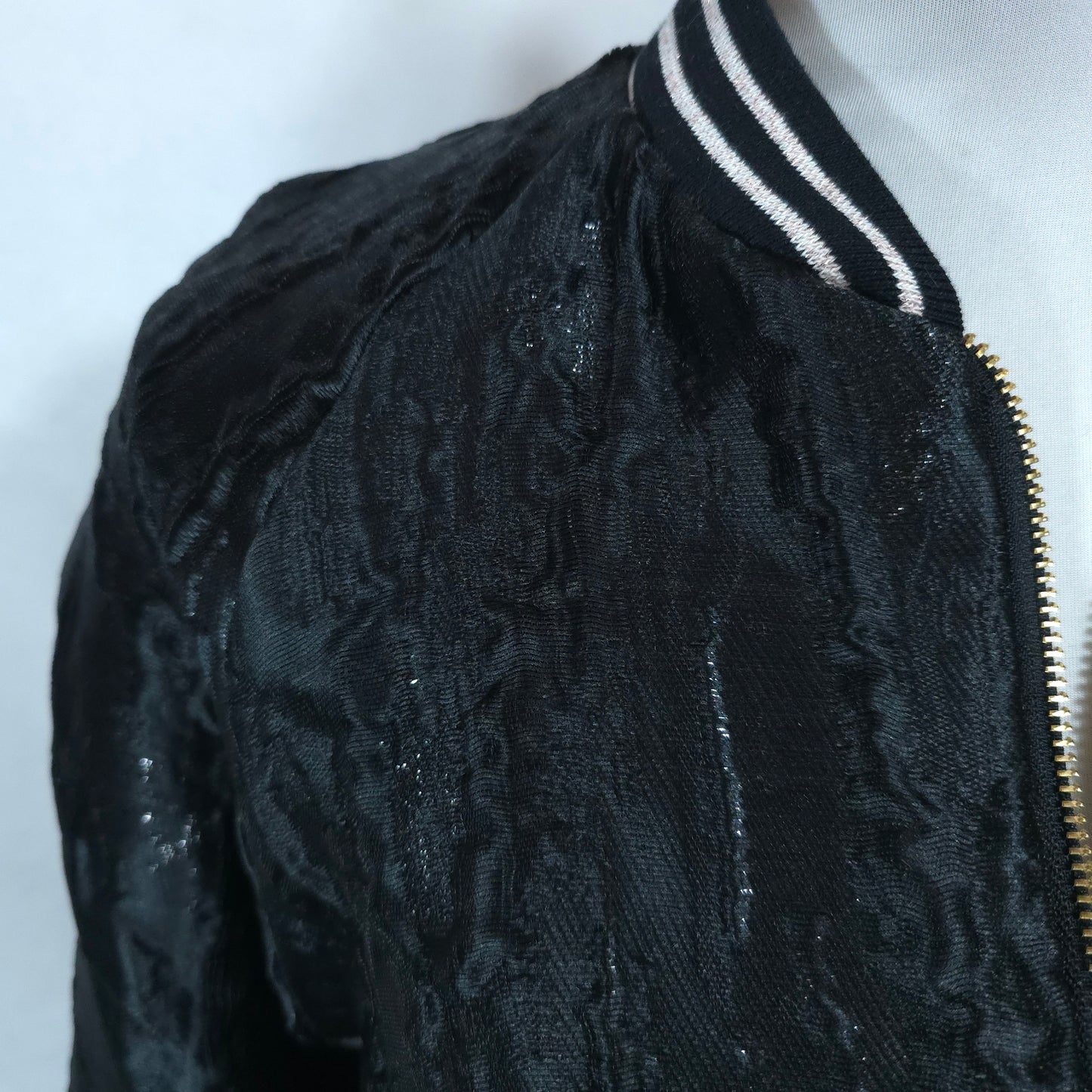 Medium Black Brocade