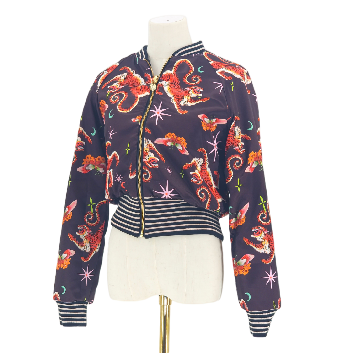 Small Black Feather Like Sleeves