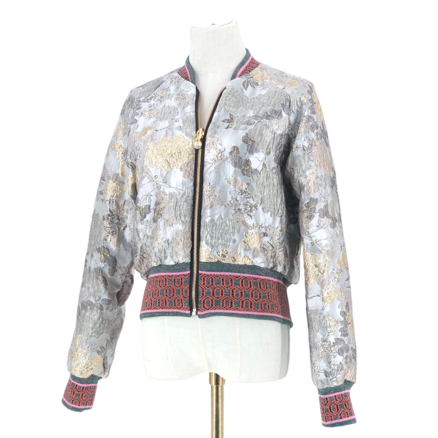 Small Silver and Gold Flower Brocade