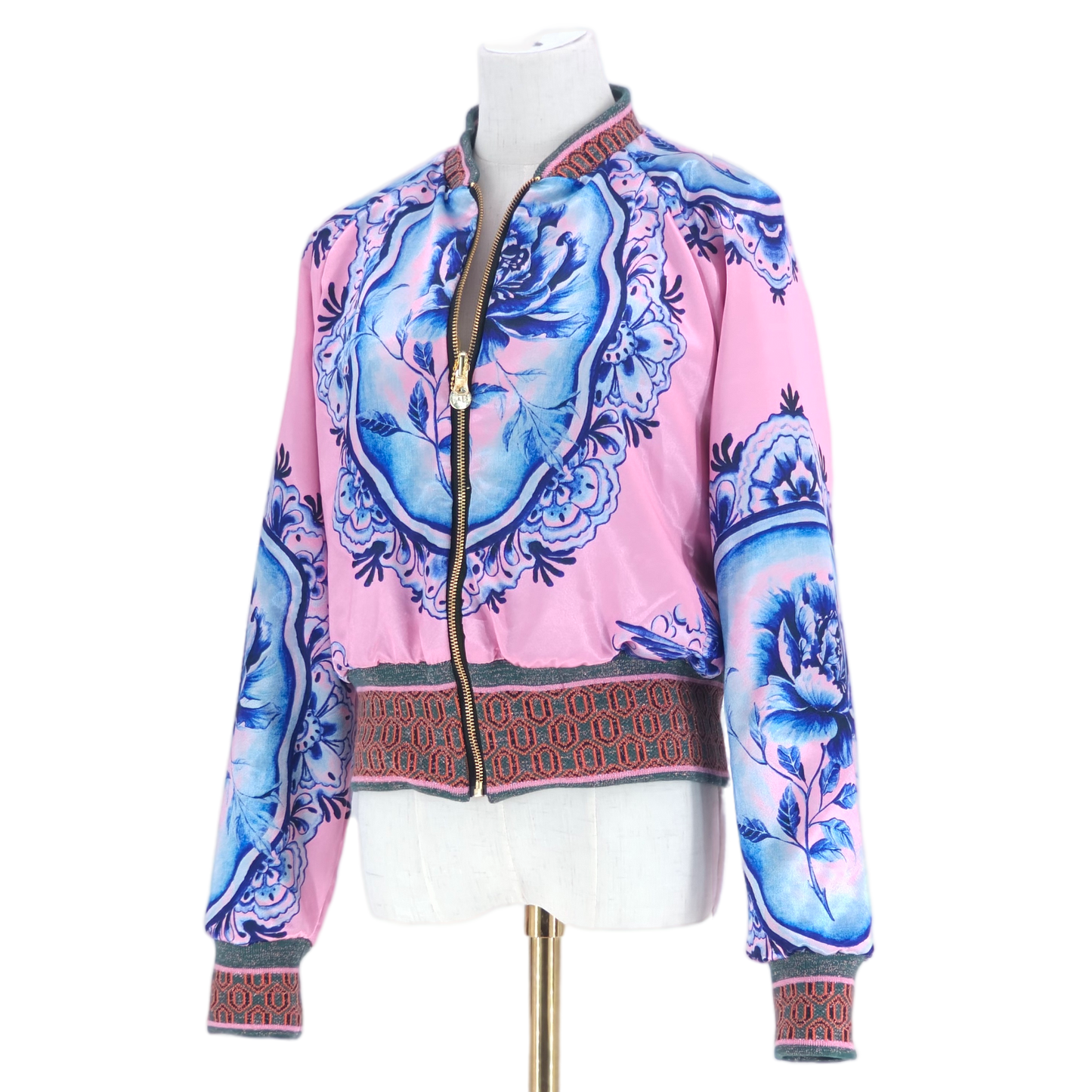 Large Bougainvillea and Gold Brocade