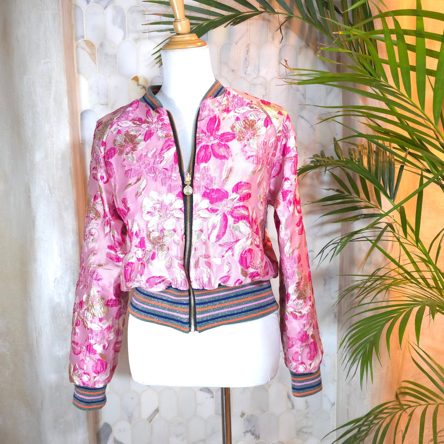 Medium Pink Brocade