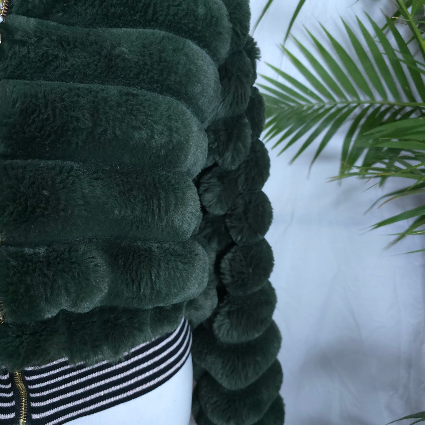 Medium Forest Green Fur