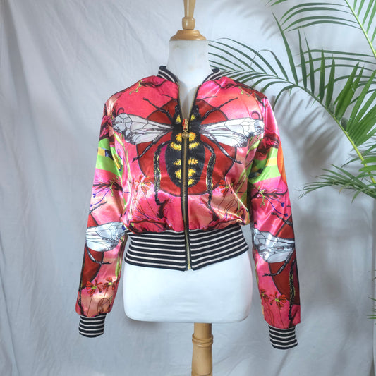 Medium Bougainvillea and Gold Brocade