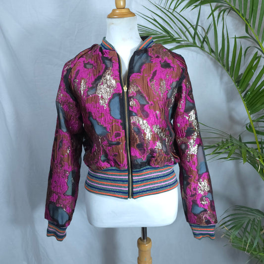 Large Bougainvilla and Gold Brocade